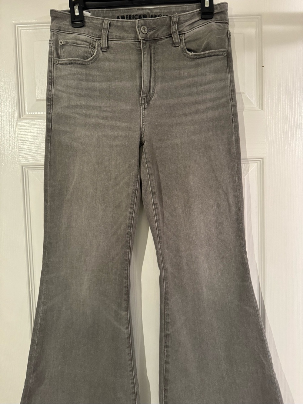 American Eagle Outfitters Gray Festival Flare Jeans - Washed Gray size 6 Regular